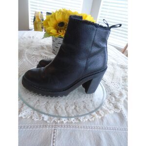 Dr Martens Magdalena Boots Women 10 Heeled Platform Zip Chunky Leather Fur Lined